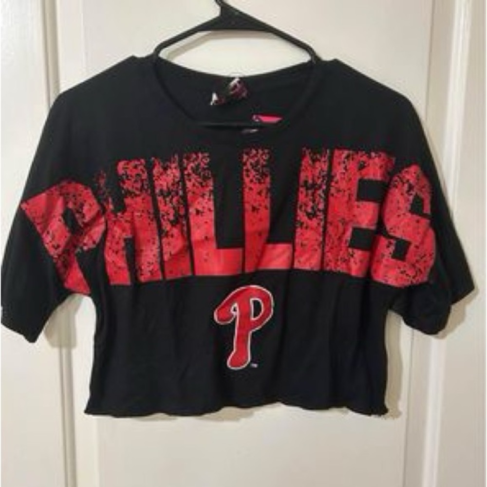 Phillies women’s crop top - brand new!